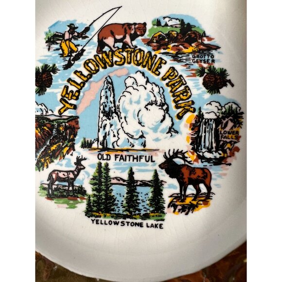 Vintage Yellowstone Park Souvenir Plate With Gold Tone Border - Picture 8 of 16
